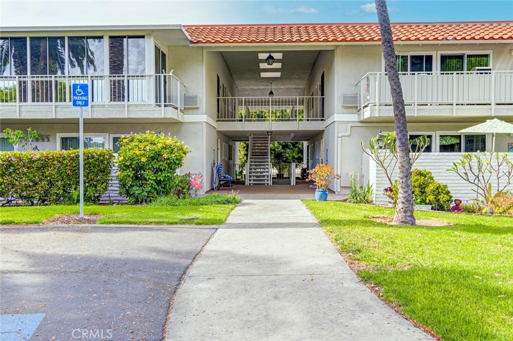 MLS #OC26068961 image #0