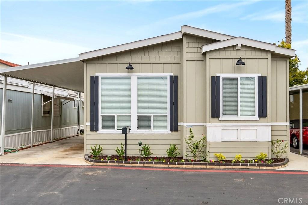 MLS #OC26069261 image #0