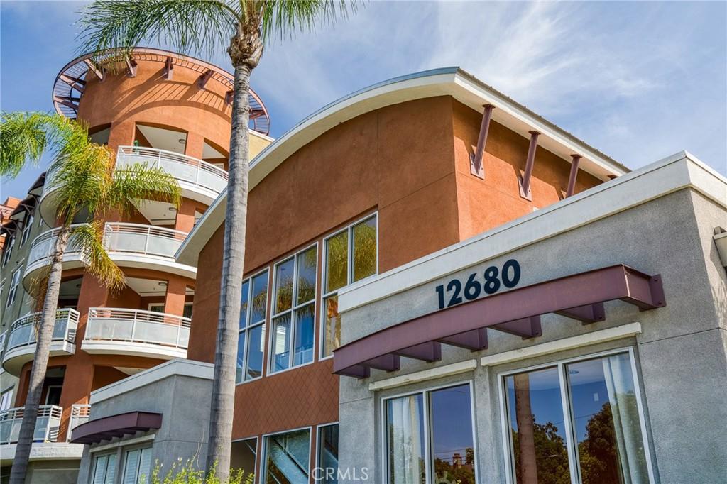MLS #OC26069401 image #0