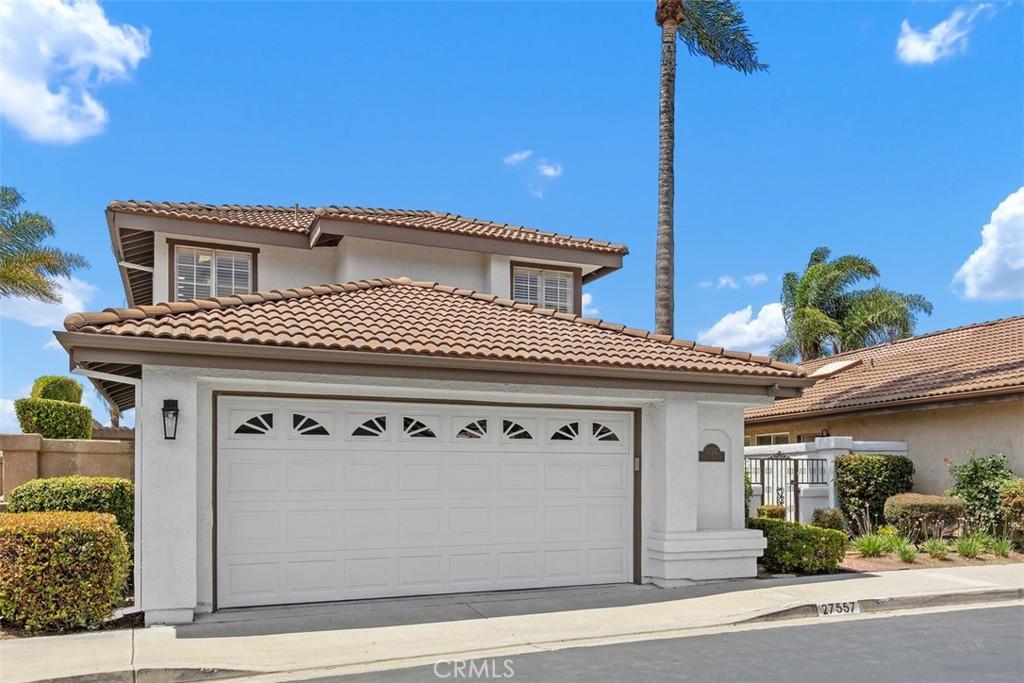 MLS #OC26069492 image #0
