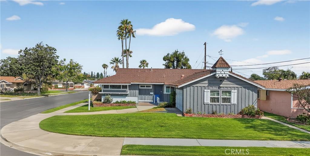 MLS #OC26069973 image #0