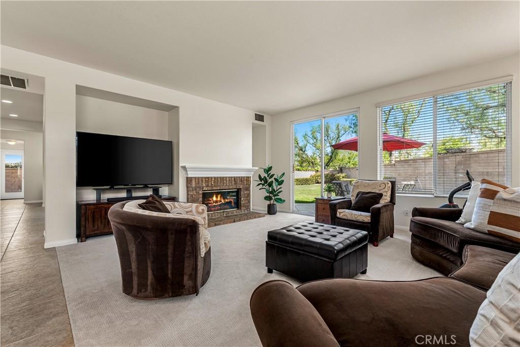 MLS #OC26070035 image #0