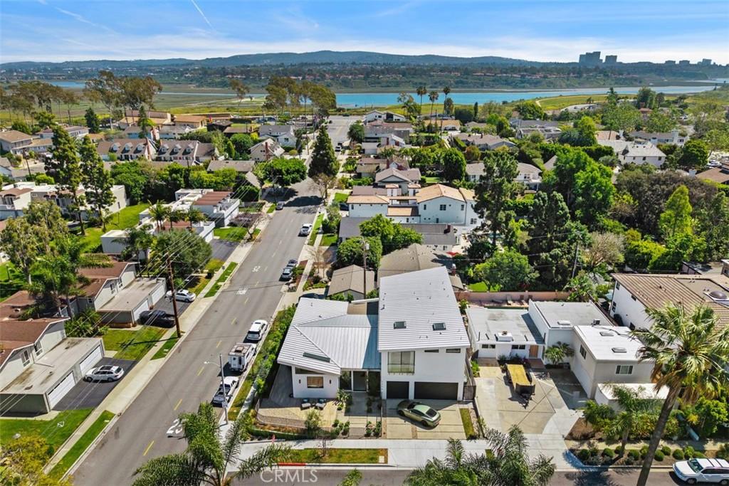 MLS #OC26070303 image #0