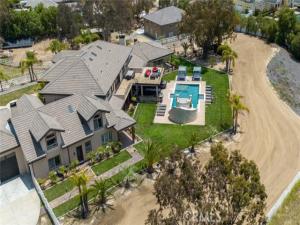 MLS #OC26070354 image #0