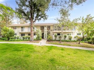 MLS #OC26072213 image #0