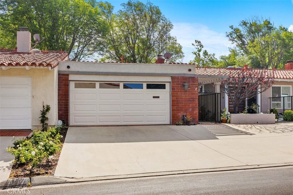 MLS #OC26072535 image #0