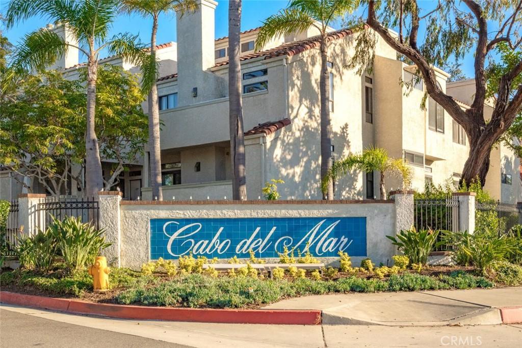 MLS #OC26074125 image #0