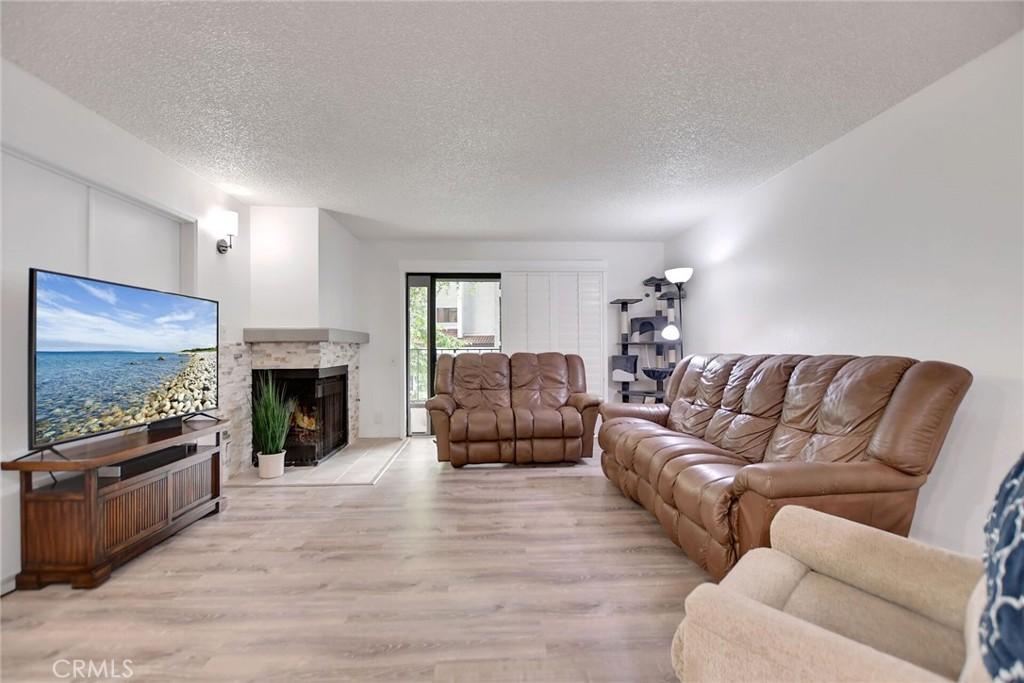 MLS #OC26076208 image #0
