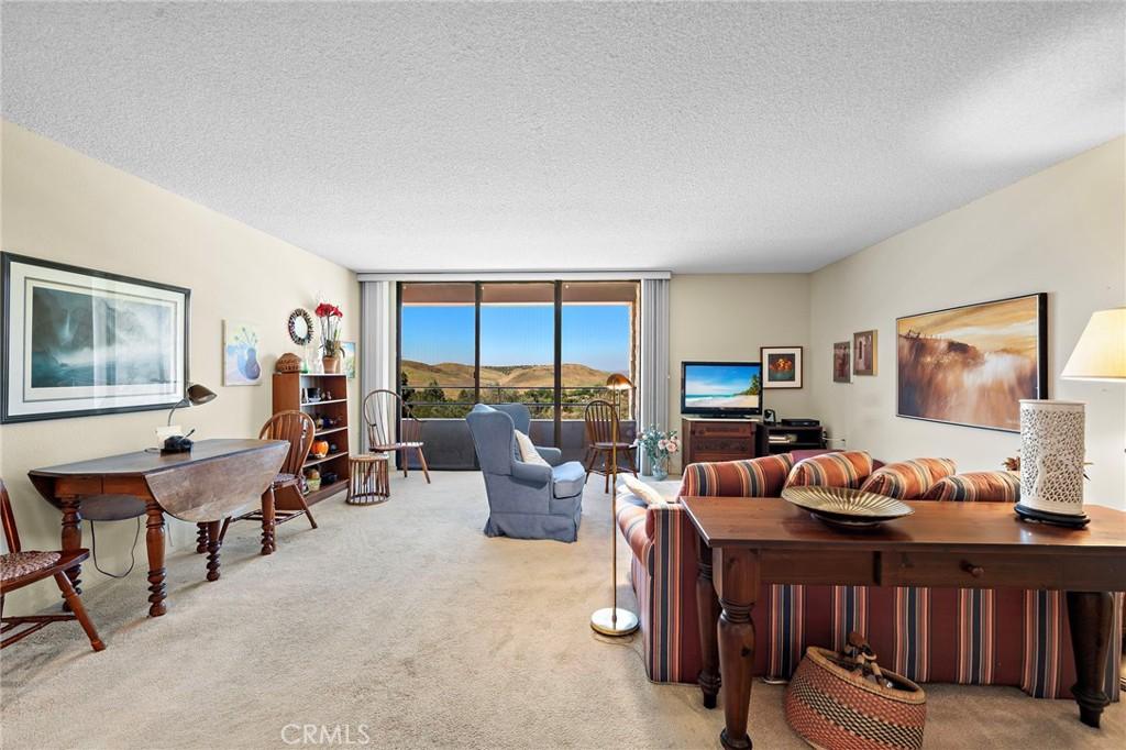 MLS #OC26077170 image #0