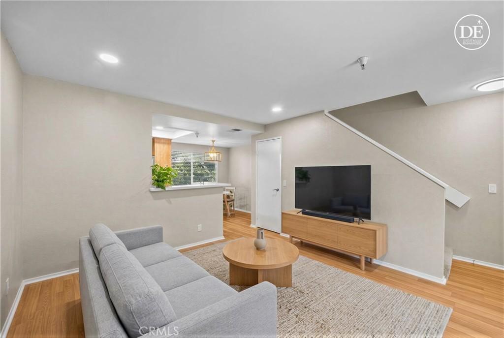 MLS #OC26077271 image #0