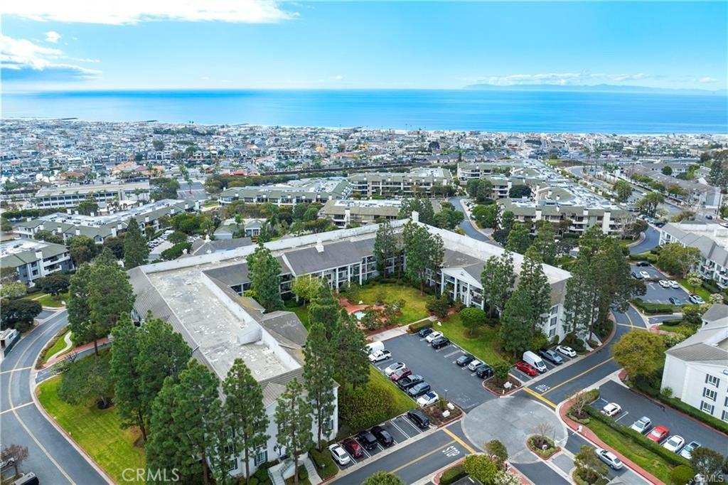 MLS #OC26077629 image #0