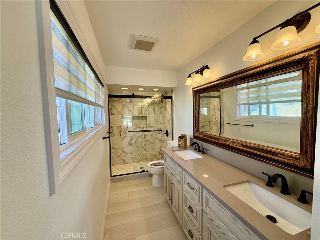 MLS #OC26078485 image #0