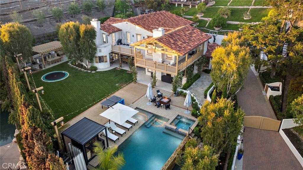 MLS #OC26079172 image #0