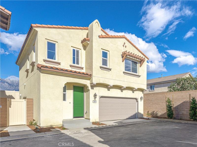 MLS #OC26079299 image #0