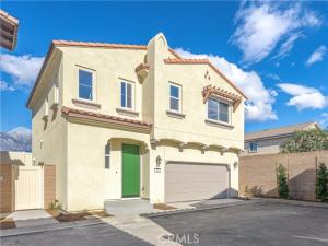MLS #OC26079299 image #0