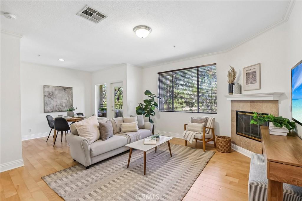 MLS #OC26079883 image #0