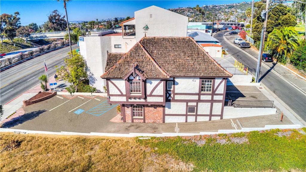 MLS #OC26080425 image #0