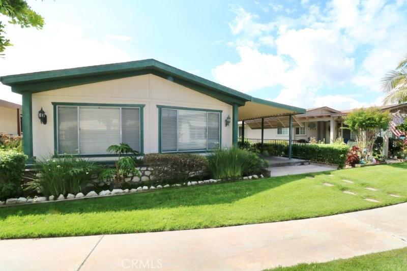 MLS #OC26080657 image #0