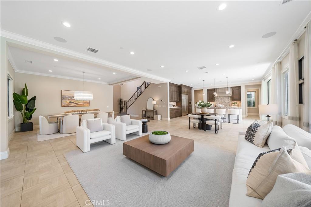 MLS #OC26080875 image #0
