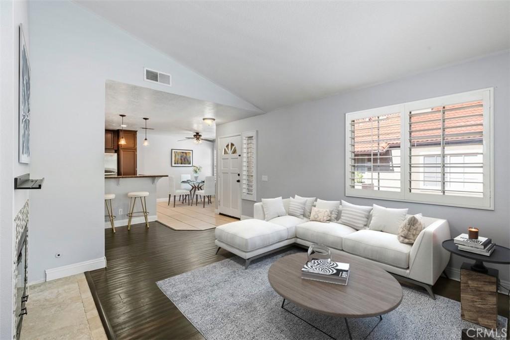 MLS #OC26081245 image #0