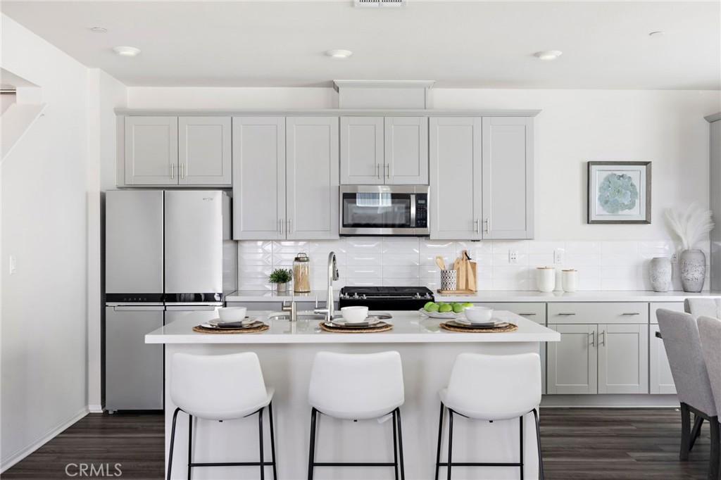 MLS #OC26081850 image #0