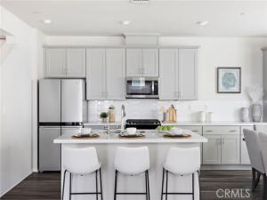 MLS #OC26081850 image #0