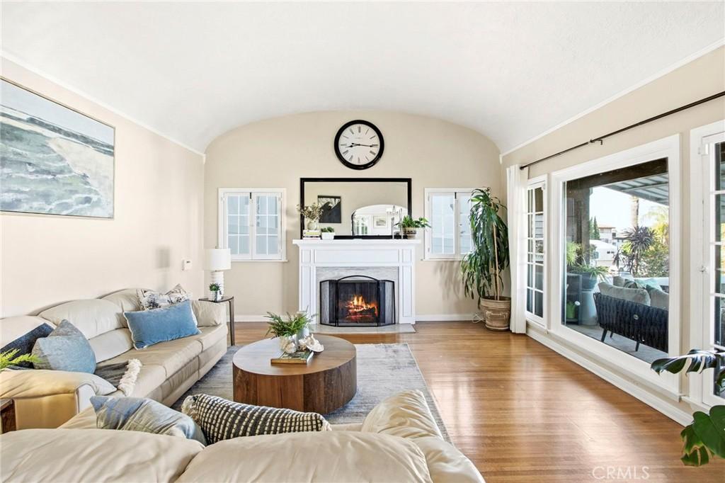 MLS #OC26082125 image #0