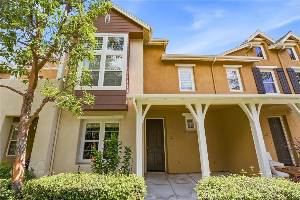 MLS #OC26082194 image #0