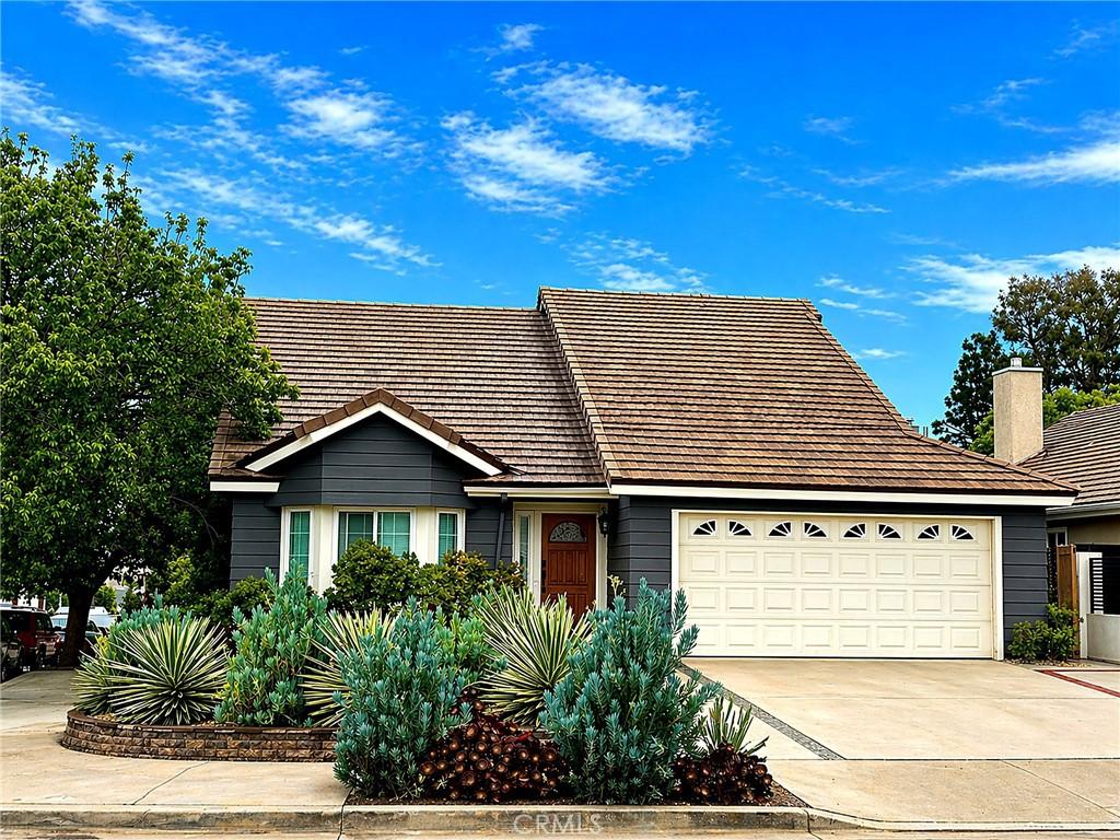 MLS #OC26083177 image #0