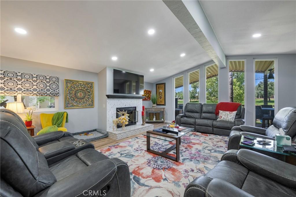 MLS #OC26084424 image #0