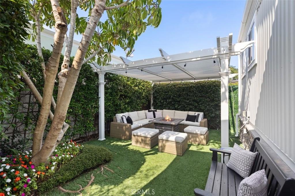 MLS #OC26085191 image #0