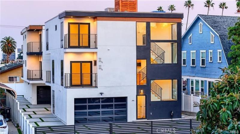 MLS #OC26085850 image #0