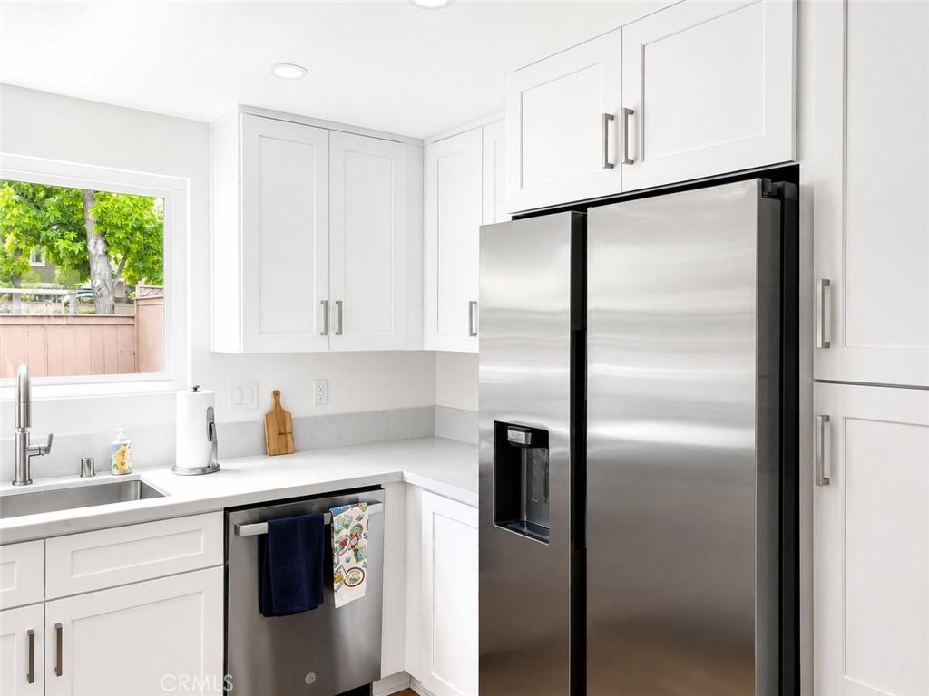 MLS #OC26085862 image #0