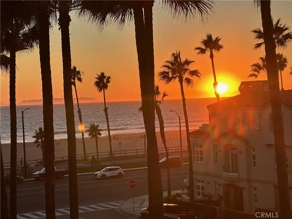 MLS #OC26087134 image #0