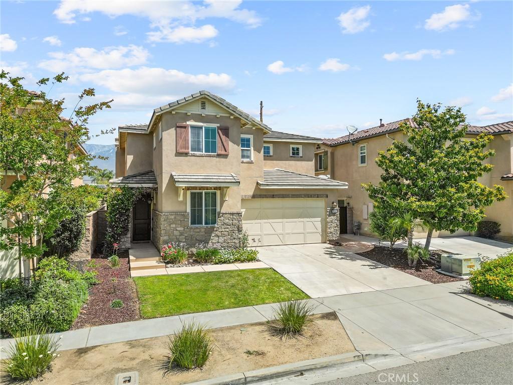 MLS #OC26088260 image #0