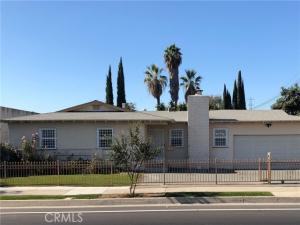 MLS #OC26088470 image #0