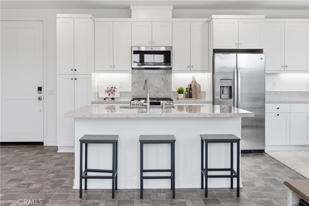 MLS #OC26088838 image #0