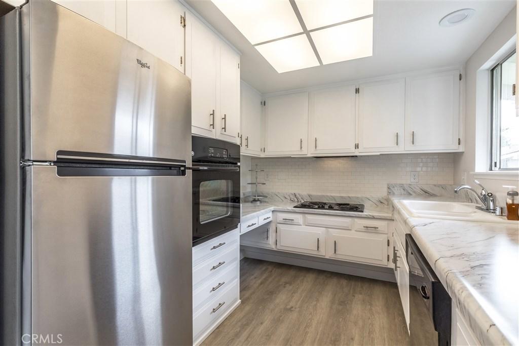 MLS #OC26089126 image #0
