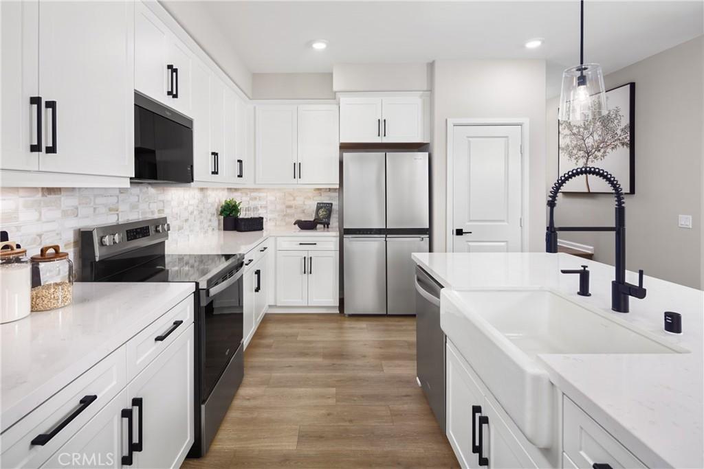 MLS #OC26089295 image #0