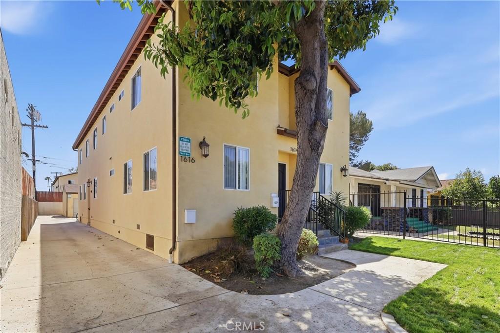 MLS #OC26089547 image #0