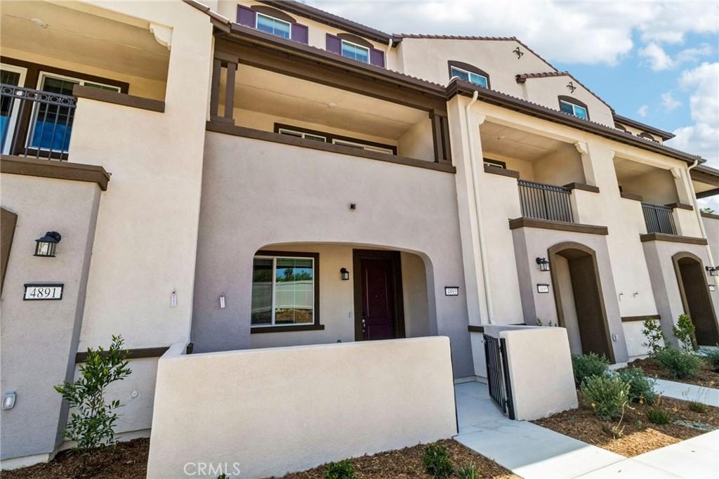 MLS #OC26090368 image #0