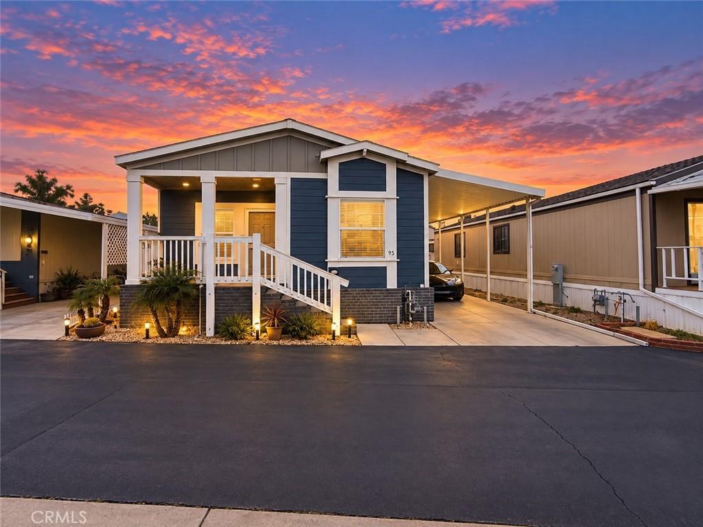 MLS #OC26091154 image #0