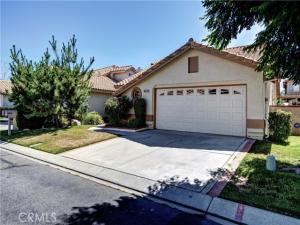 MLS #OC26091722 image #0