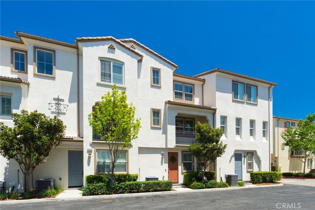 MLS #OC26091961 image #0