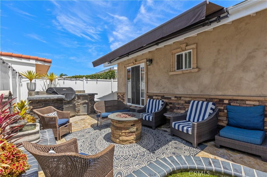 MLS #OC26092157 image #0