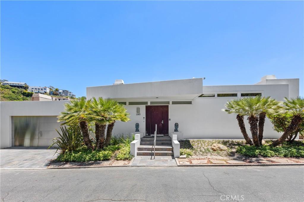 MLS #OC26092439 image #0