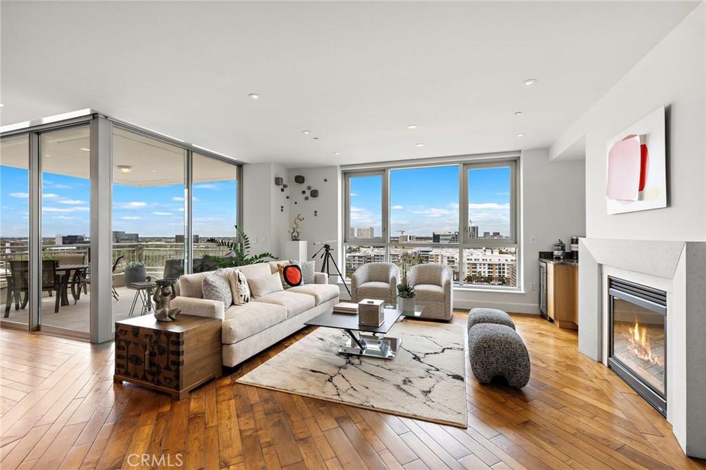 MLS #OC26096462 image #0