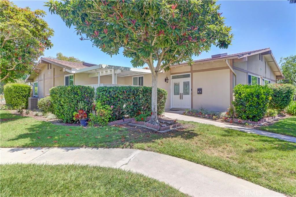 MLS #OC26097670 image #0