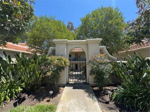 MLS #OC26098203 image #0