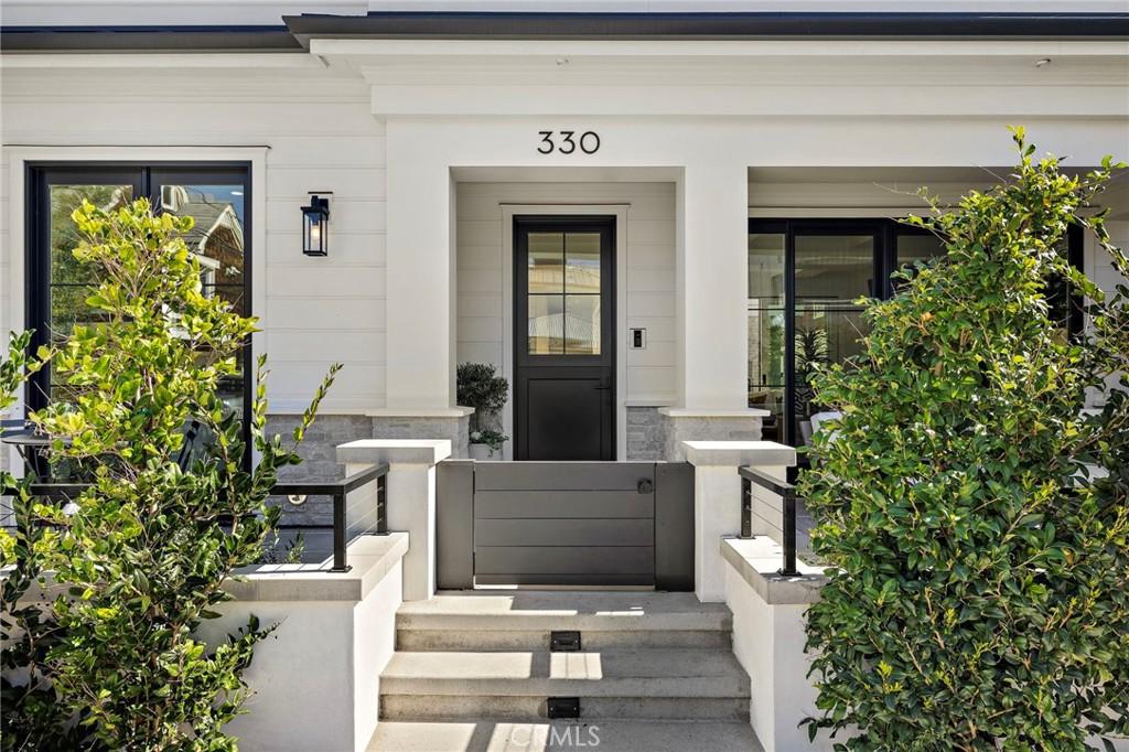 MLS #OC26098230 image #0